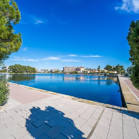 Сasa de vacaciones Holiday Home In Alcudia With Pool & Beach Views